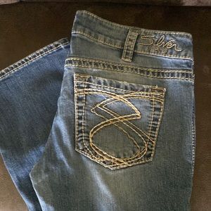 Silver Jeans capris